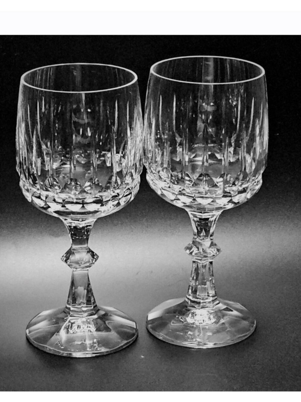2 Schott Zwiesel Tango Wine Glasses 6" fine crystal quality cut glass glassware